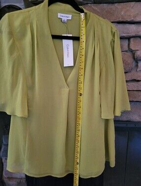 CALVIN KLEIN Tulip Sleeve Career Shirt Blouse Top Women’s XL sharce V-neck NWT